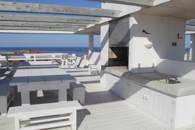 Hermoso penthouse en Manantiales de la ruta al mar